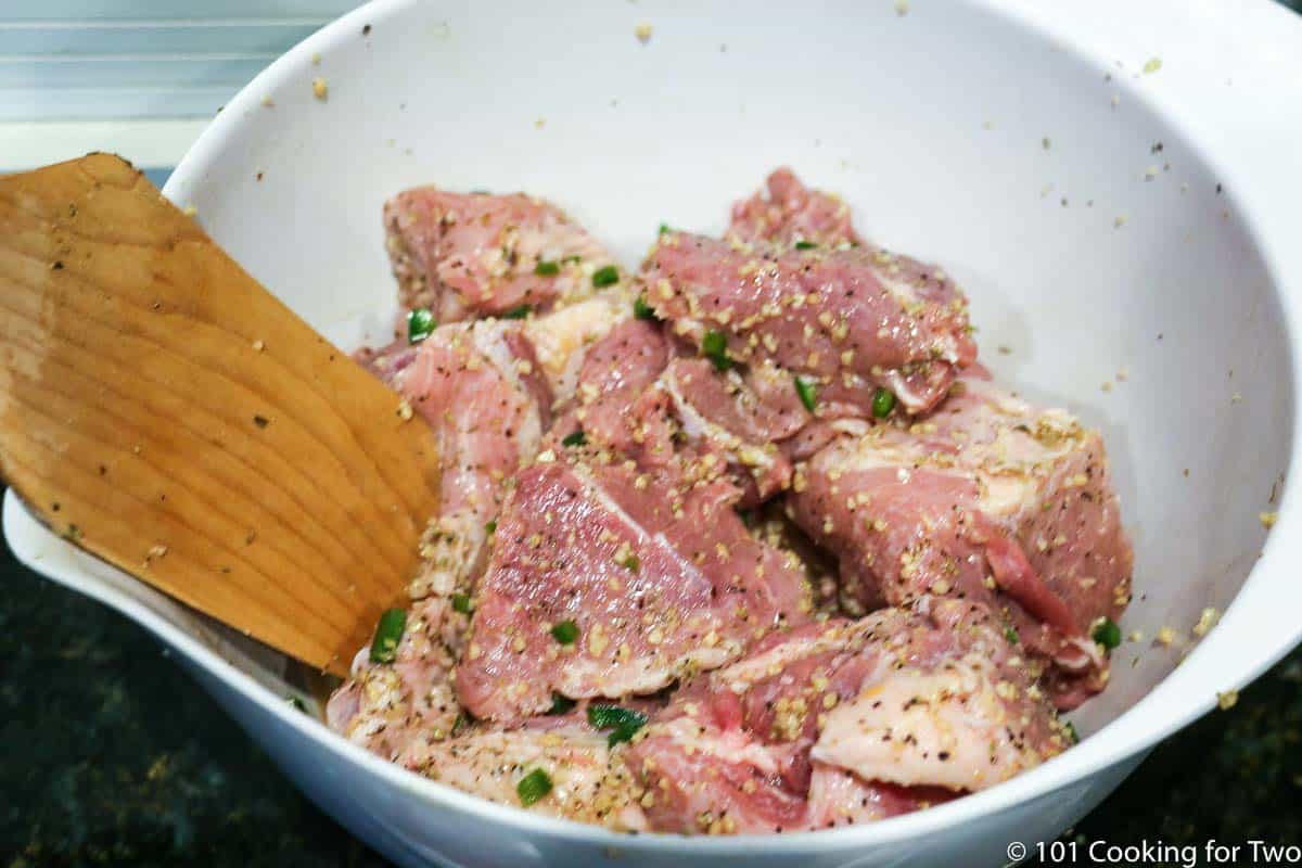 CROCKPOT CARNITAS 1 3½ – 5 lb. Pork Shoulder or Butt1 Medium Onion4 Cloves  Garlic chopped1 4oz. Green Chiles mild1 Cup Chicken Br…