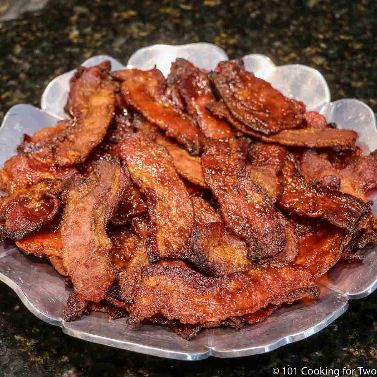 https://www.101cookingfortwo.com/wp-content/uploads/2022/11/candied-bacon-on-a-tray.jpg