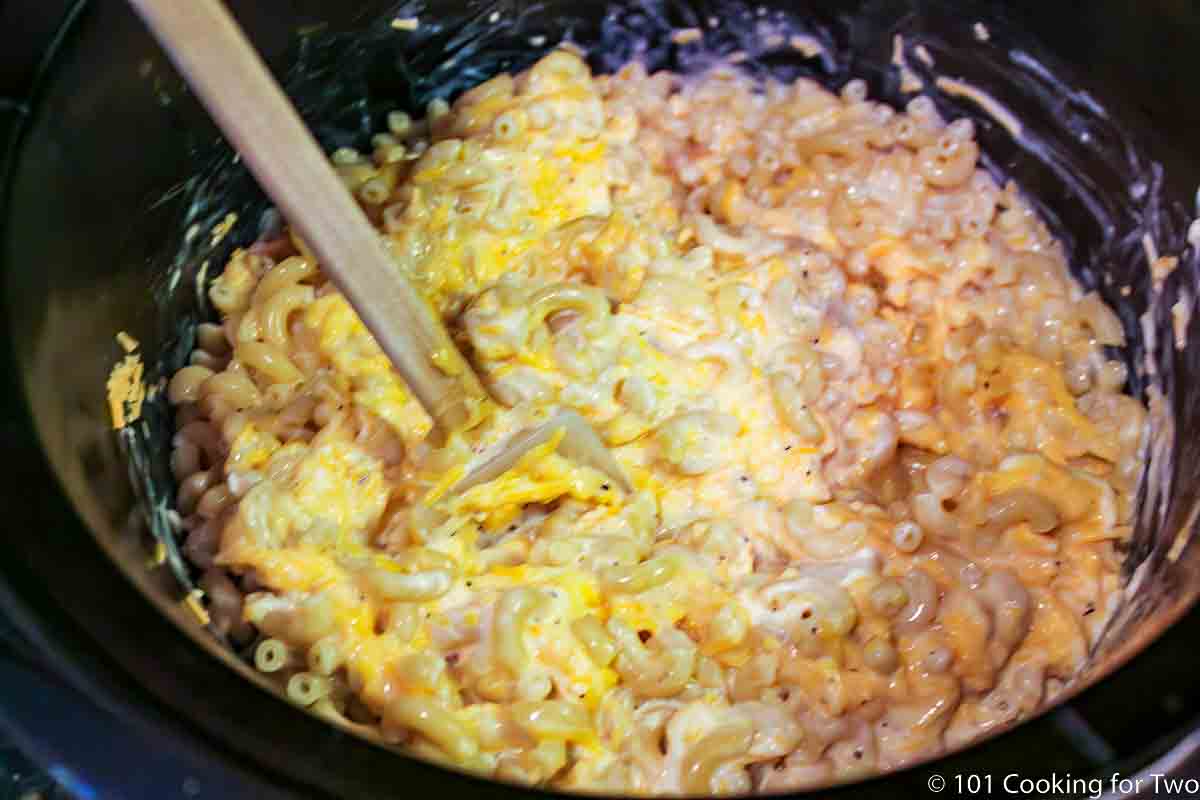Crock Pot Mac and Cheese (Extra Creamy) - Spend With Pennies