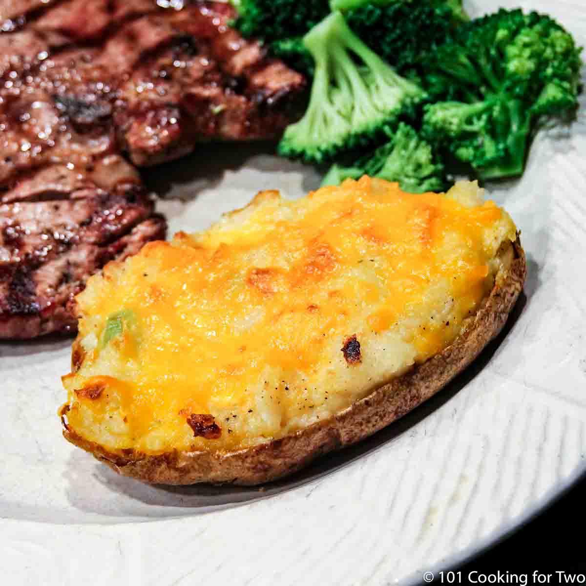 Best Baked Potato Toppings - Daisies & Pie