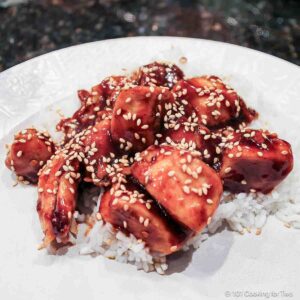 General Tse chicken on rice.